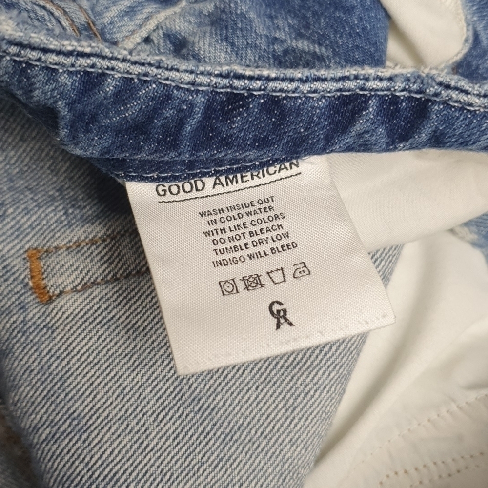 Good American Good Cuts High Waist Boyfriend Jeans - Picture 9 of 12